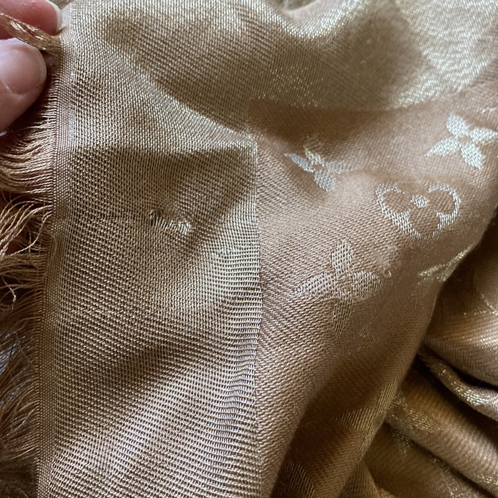 Louis Vuitton silk pashmina - Picture 5 of 7